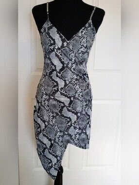 Blue Blush Black & White Snake-Print Labeled Dress
